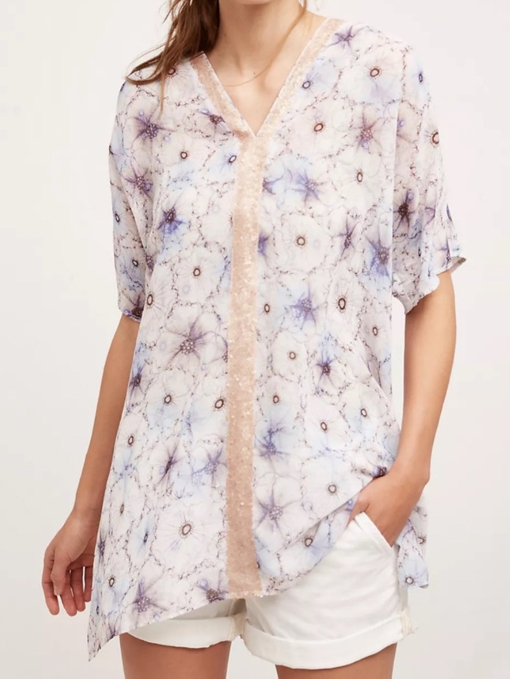 | Anthropologie | One September Lyla Floral Sequin Tunic